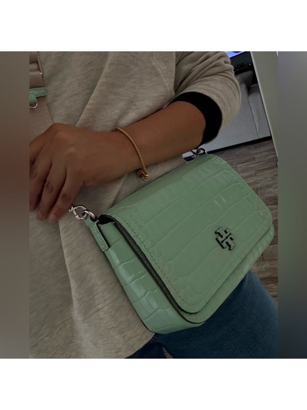 Tory Burch THEA EMBOSSED FLAP CROSSBODY / shoulder in NORTHERN LIGHTS color - Picture 8 of 11
